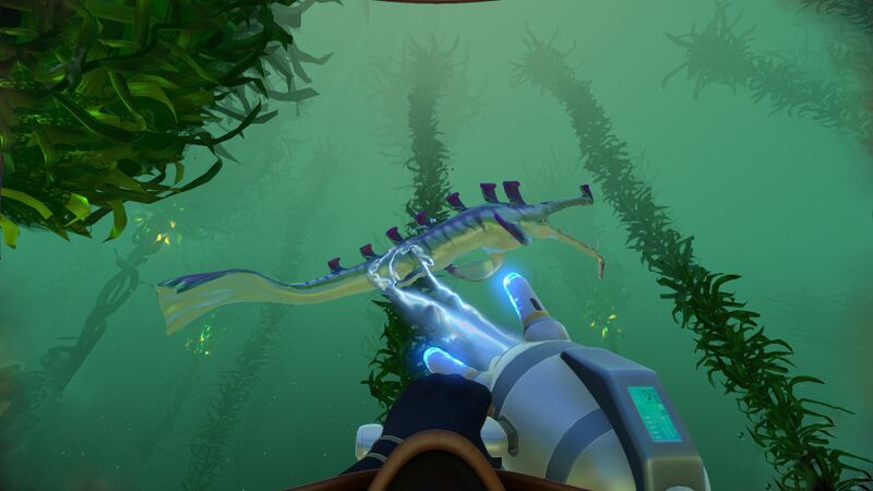 File:Propulsion Cannon holding Stalker.jpg